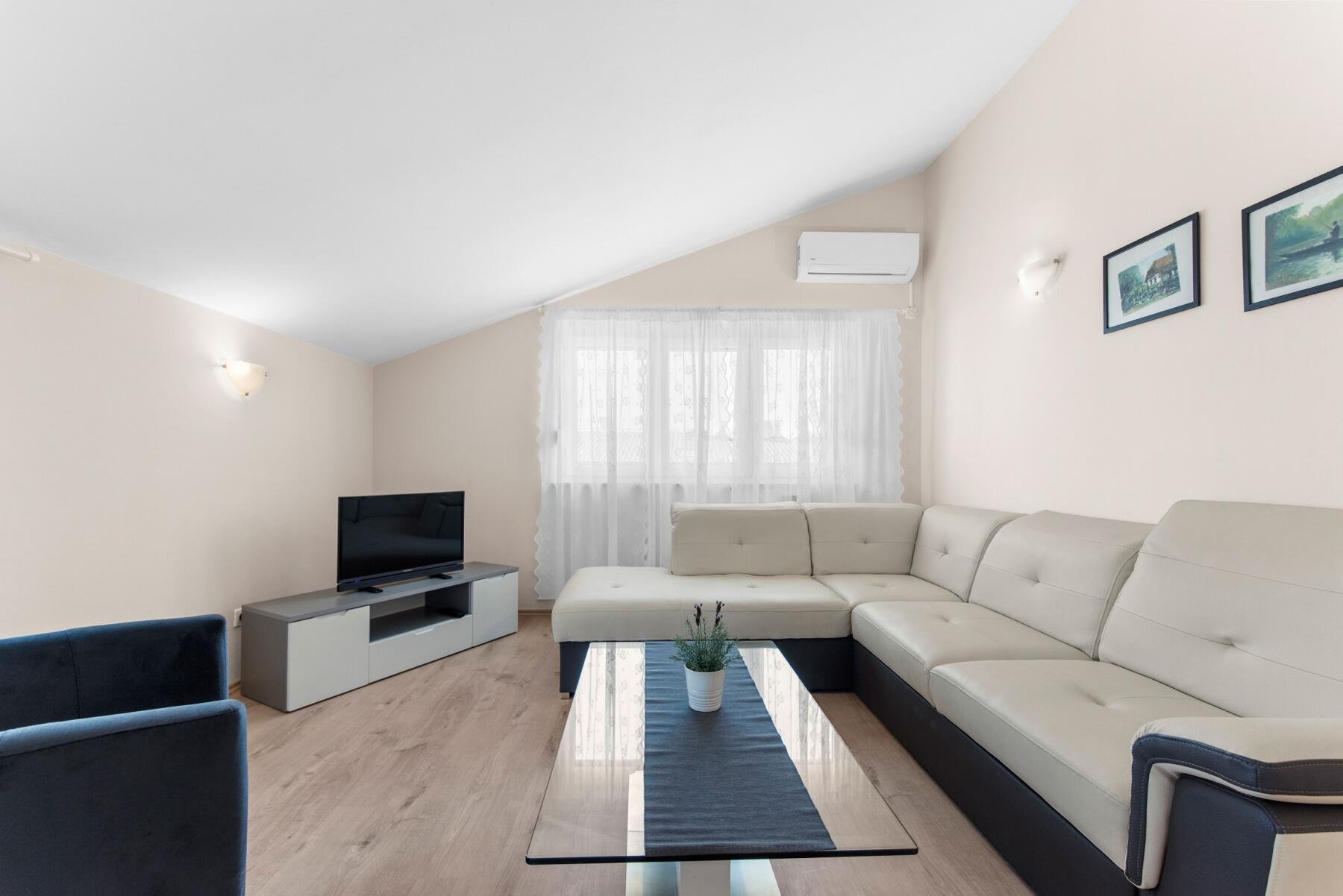 apartment hope 4 eurotours (9)